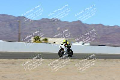 media/Jan-09-2022-SoCal Trackdays (Sun) [[2b1fec8404]]/Front Straight Speed Shots (1pm)/